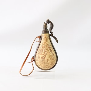 Black Powder Flask, Gunpowder Flask, Military Gifts, Retirement Gifts, Memorabilia, Hunter Accessories, Hunter Gifts, Unique Wall Decor