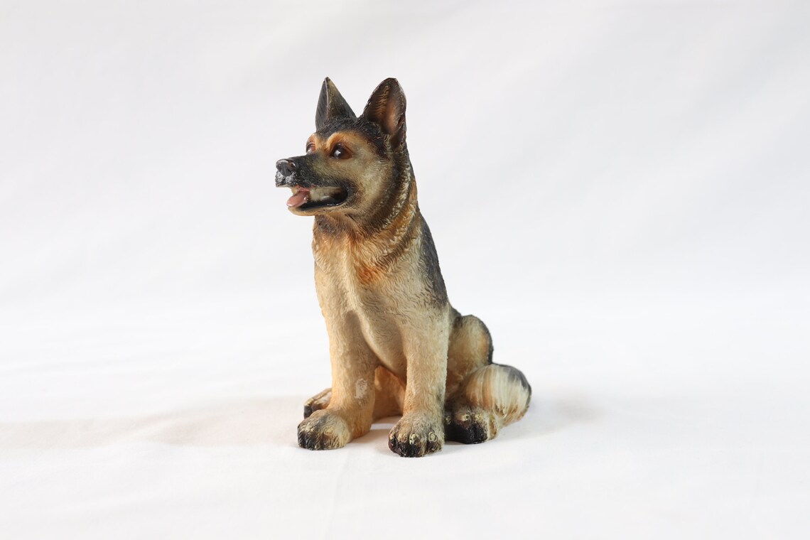 Vintage German Shepherd Figurine German Shepherd Statue Etsy Vintage German Shepherd Figurine German Shepherd Statue Etsy