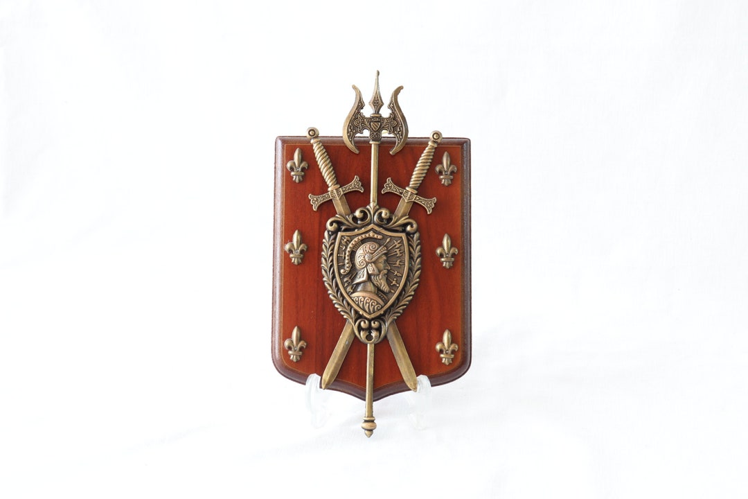 Vintage Coat of Arms, Coat of Arms Wall Hanging, Coat of Arms Wall