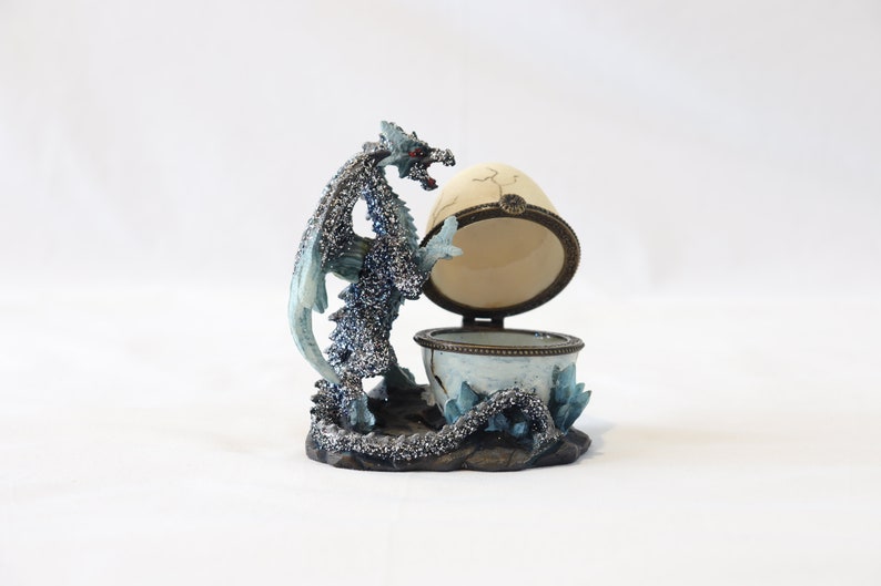 dragon egg ring box