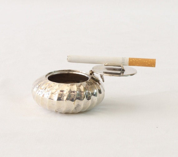 Vintage Pocket Ashtray, Mini Ashtray, Purse Ashtray, Windproof Ashtray,  Ashtray With Lid, Smoking Gifts, Smoking Accessories, Gift for Her
