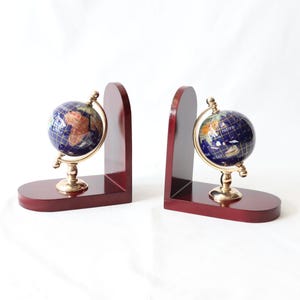 Sujetalibros con forma de globo terráqueo, sujetalibros vintage, globo terráqueo, globo terráqueo, piedra semipreciosa, madera, metal chapado en oro, regalos para escritorio de oficina