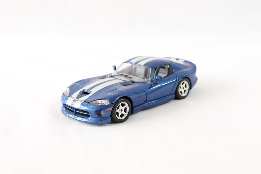 Dodge Viper GTS Coupe 1996, Bburago Car, Diecast Cars 1 24