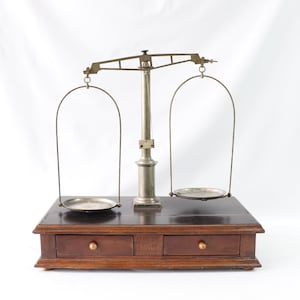 Primitive Scale, Precision Scale, Antique Scale, Scale for Gold, Apothecary Scale, Jeweler Scale, Unique Gifts, Antique Home Decor, Gifts