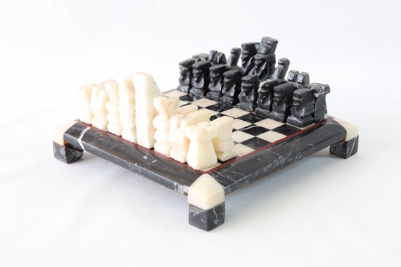 Chess Puzzles - Practice Tactics For Free - Hercules Chess