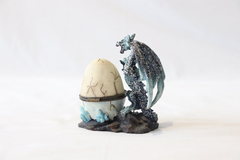 dragon egg ring box