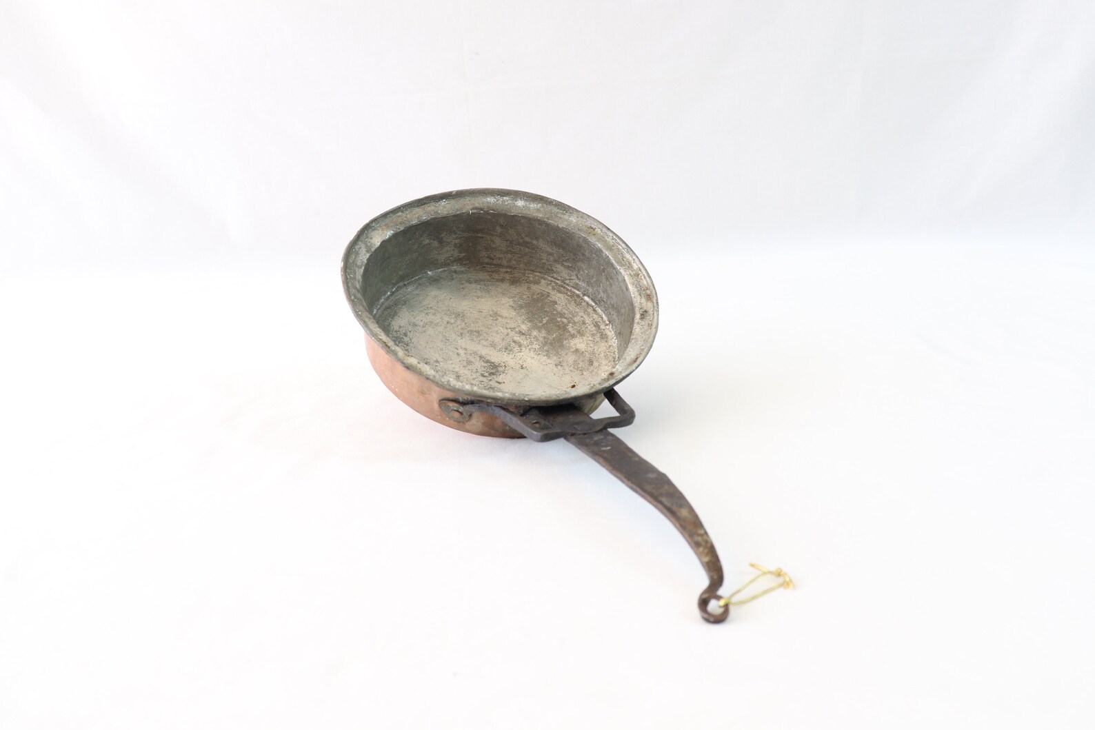 First Frying Pan Antique Frying Pan, Vintage Frying Pan, Antique Baking Pan, Vintage ...