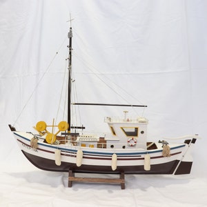 Vintage Wooden Handmade Fishing Boat Model, Wooden Handmade Ship Model, Greek Ship Model, Fisherman Gifts, Fishing Decor, Unique Home Decor