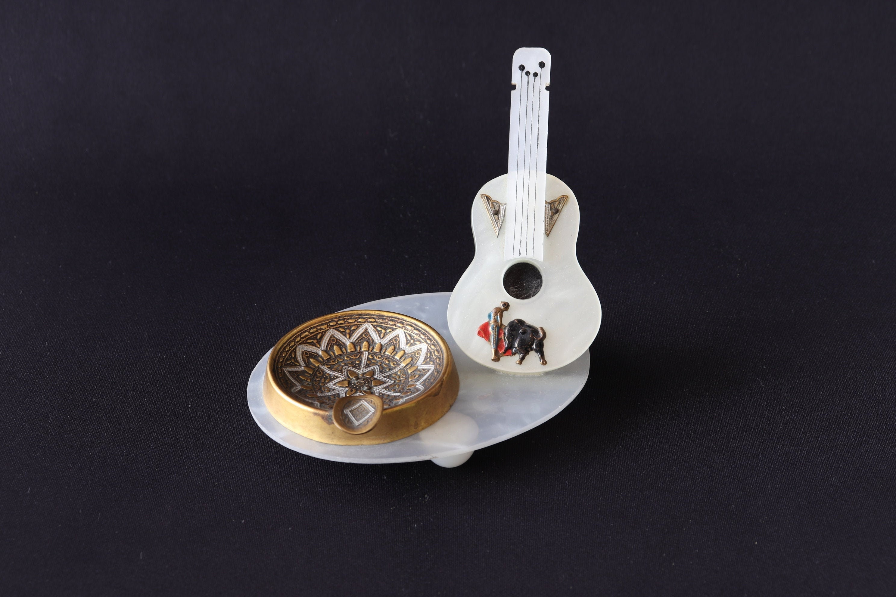 Antique Guitar Ashtray Spanish Ashtray Guitar Gifts Matador Etsy