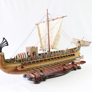 Caesar Ship Model, Julius Caesar Ship, Roman Ship, Roman Warship, Bireme, Wooden Ship Model, Handmade Ship, Antique Ship, Nautical Decor image 9