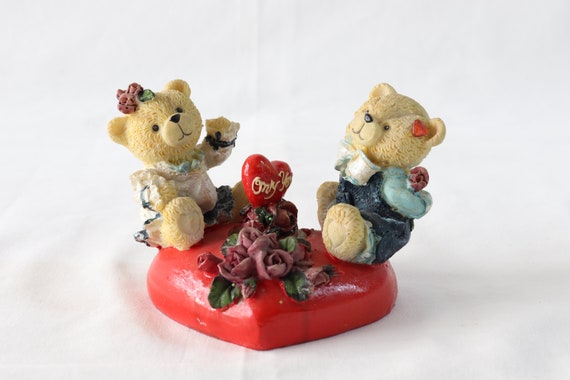 teddy bear figurines