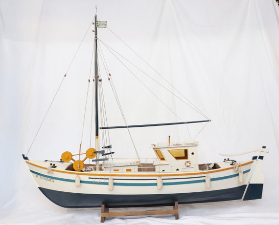 Unique Wooden Handmade Fishing Boat Model, Wooden Handmade Ship