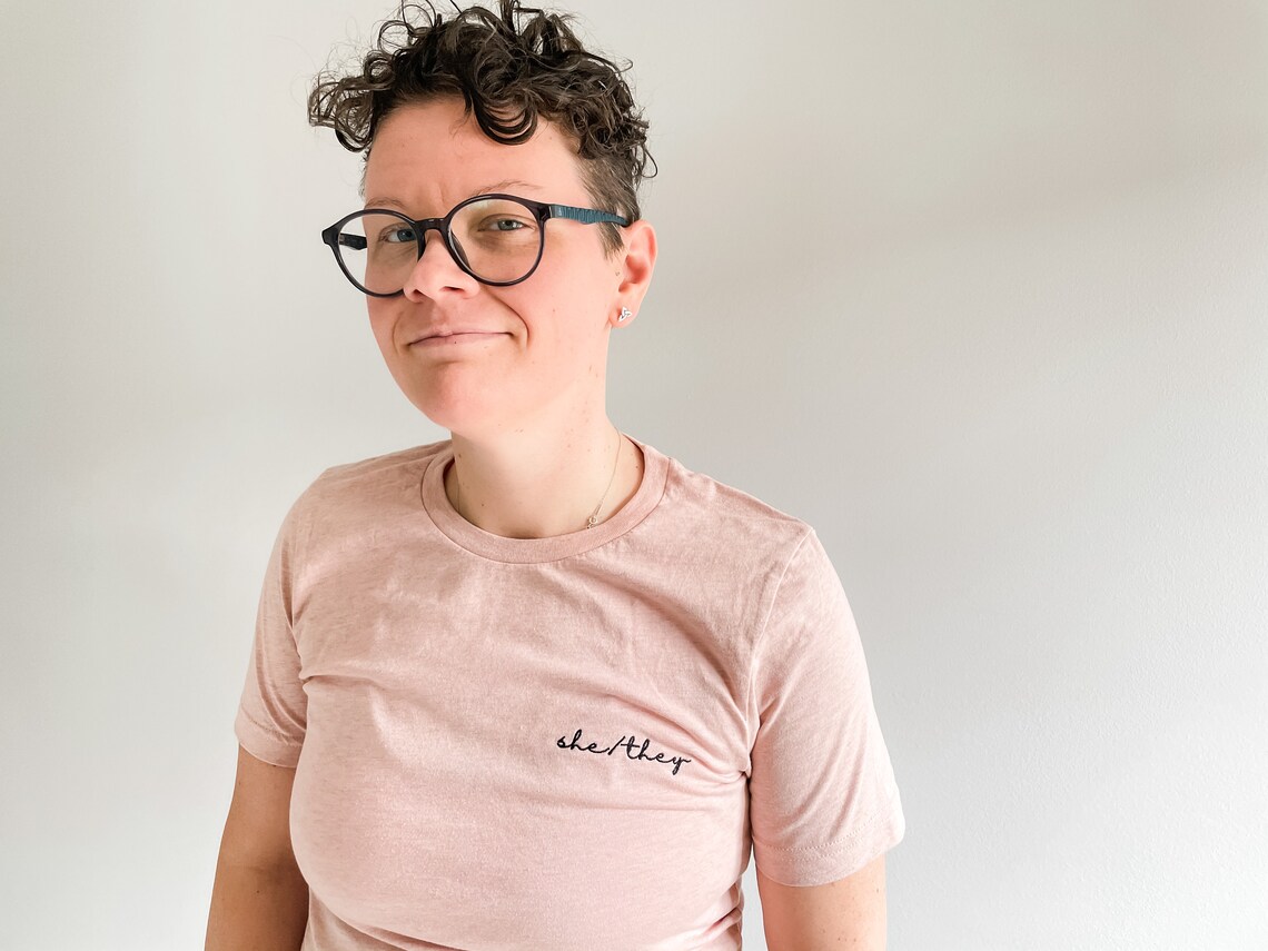 She/they Embroidered Cursive Pronouns Short Sleeve T-shirt - Etsy