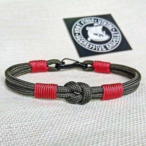 Thin Paracord Bangle 