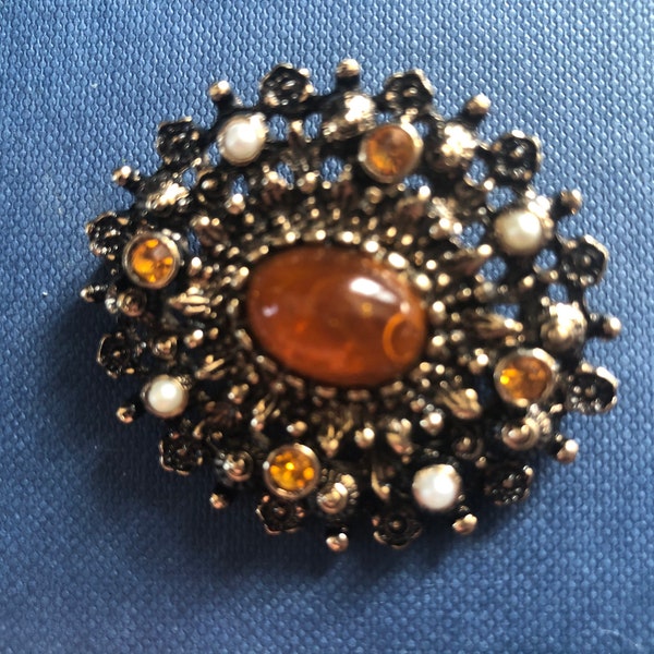 Vintage Sarah Coventry Gold-Tone Orange Cabochon with Yellow Rhinestones and Faux Pearls Brooch | Jewellery Gift | Costume Jewelry