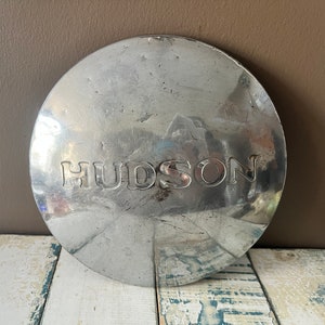 1935 Vintage Hudson Hubcap