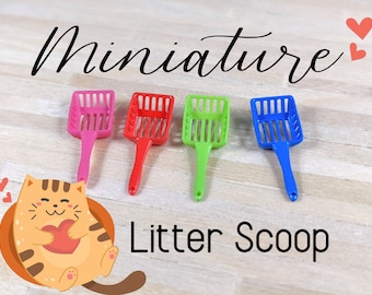 Miniature Cat Litter Scoop: Dollhouse Accessory