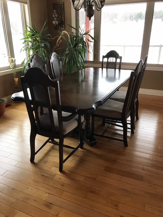 Antique Dining Table And Chairs Refurbished With A Beautiful Walnut Colour