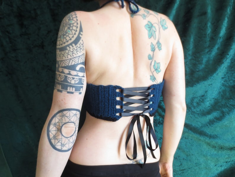 Crop Top Crow Crochet Top blue