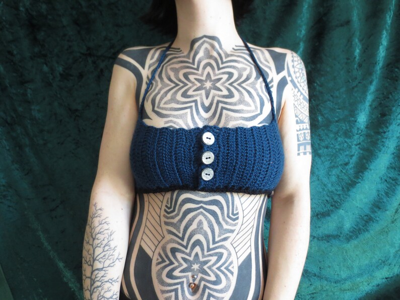 Crop Top Crow Crochet Top blue