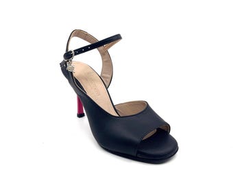 Movimiento Patada Black Leather Premium Handmade Women's Argentine Tango Shoe - MOVW407