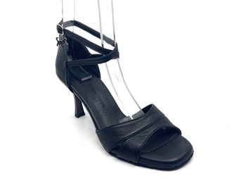 Movimiento Apilado Black Leather Handmade Women's Argentine Tango Shoe - MOVW357
