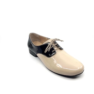 Movimiento Flats Black & Beige Shine | Flat Dance Shoes for Women Patent Leather Handmade Women&#39;s Dance Shoes Leader Shoes Women - MOVW454