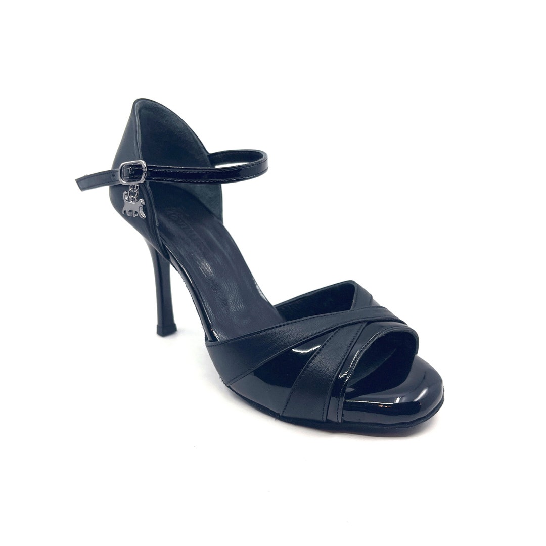 Movimiento Ms. Moonwalker Black Leather and Patent Leather Handmade ...