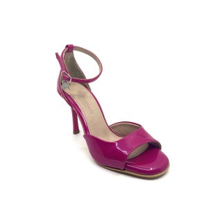 Movimiento Maestra Fuchsia Shine CE Patent Leather Handmade Women&#39;s Argentine Tango Shoe - MOVW406