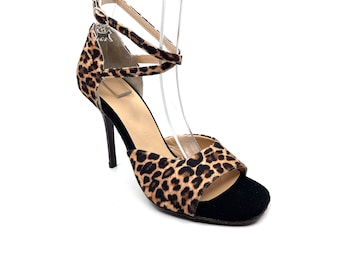 Movimiento Maestra Leopard Handmade Women's Argentine Tango Shoe - MOVW358
