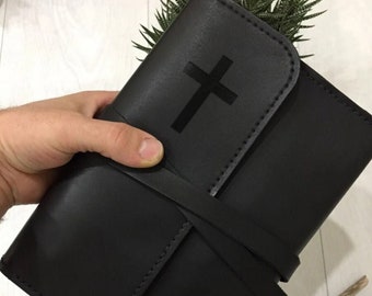 Bible cover personalized,Bible cover for men,Leather Bible sleeve,Leather Bible cover,Leather Bible case,Scripture cover