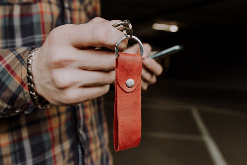 Leather keychain with initials, Custom leather keychain, Monogrammed leather key fob, Handmade keychain, Engraved key ring, Leather key ring image 7