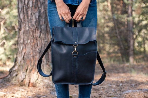 Mochila para mujer, bolsa de trabajo para el día a día espaciosa, color  azul oscuro