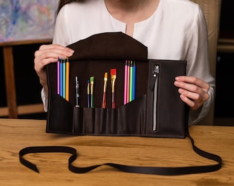 Lederrolle Künstler,Lederstiftrollenhalter,Leder-Werkzeugrolle,Pinselhalter personalisiert,Pinselrolle, Federmäppchen