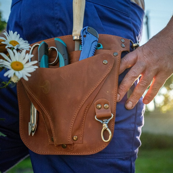 Leather gardening tool belt, Leather garden tool belt, Leather tool belt pouch, Garden tool belt with pocket, Gardener gift for men