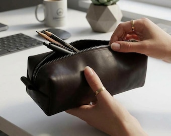 Handmade leather pencil case, Custom leather pencil pouch, Leather pens case,Leather stationery case,Leather pencil hoder,School pencil case