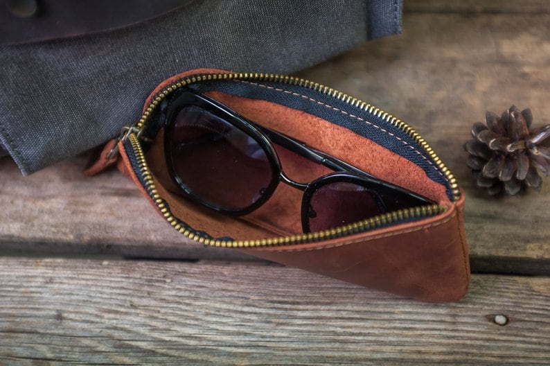 SA106 Womens Angular Asymmetric Zipper Hard Sunglasses Case 