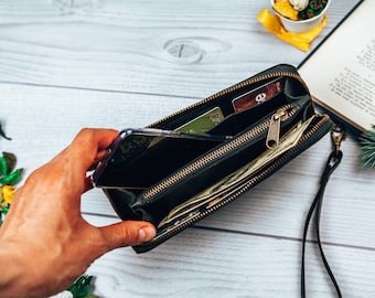 Mens wallet leather,Zipper wallet,Mens zipper wallet,Leather zipper wallet,Engraved wallet,Custom wallet,Minimalist wallet,Zip around wallet