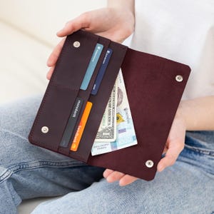 Handgefertigte Leder Brieftasche Frauen, Personalisierte lange Brieftasche, Maßgeschneiderte Leder Brieftasche, Brieftasche mit Kartenhaltern, Leder schlanke Brieftasche Frauen