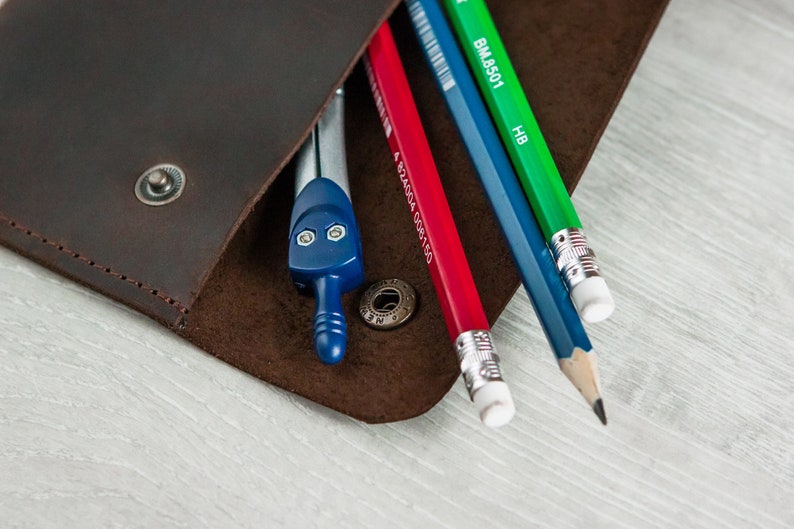 Custom leather pencil case, Leather pencil holder, Artist pencil case, Leather pencil case pouch, Leather pen sleeve, Pencil bag leather image 10