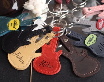 Leather guitar pick holder, Guitar pick holder keychain, Custom guitar pick keychain, Guitar pick case, Personalized guitar pick holder