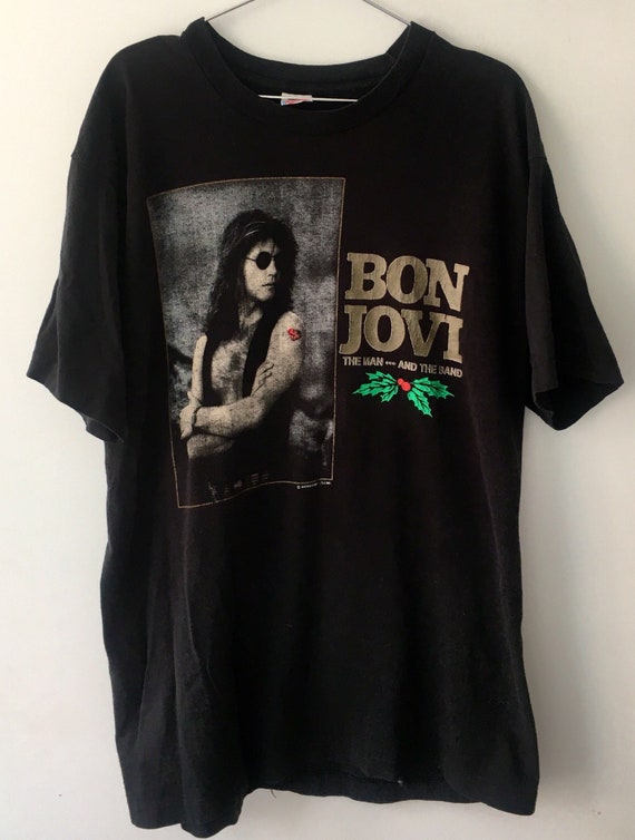 RARE Bon Jovi Christmas Concert 1991 Tee