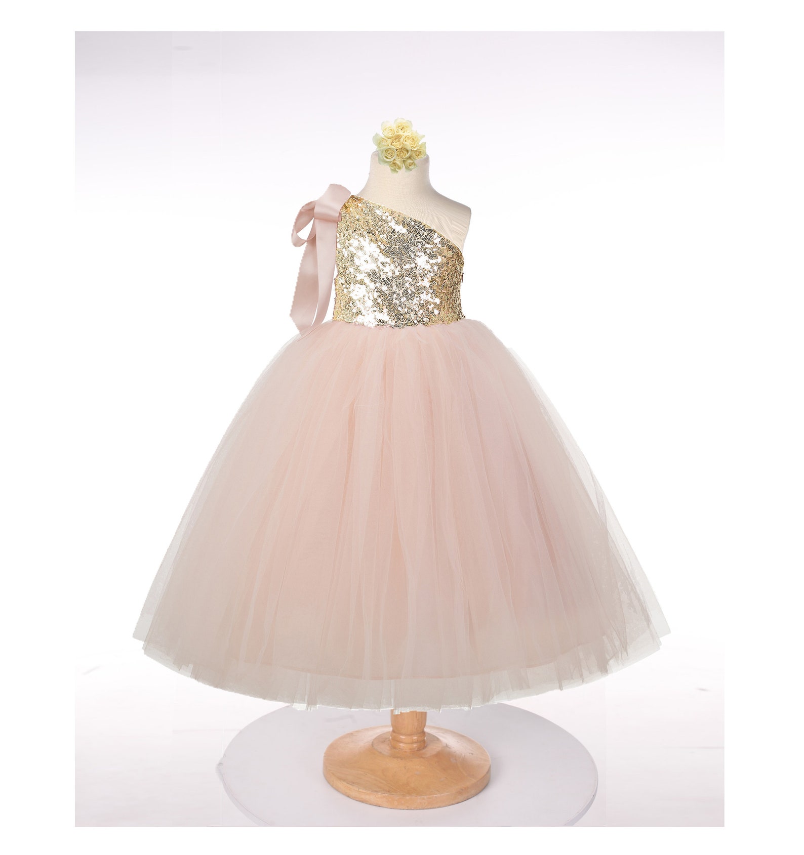 ONE SHOULDER FLOWER SEQUIN TULLE DRESS