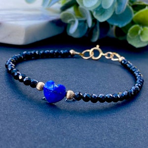 Lapis Lazuli Bracelet Heart Gemstone Bracelet Blue Black Crystal Beaded Bracelet Handmade Jewelry Christmas Gift for Best Friend Anniversary