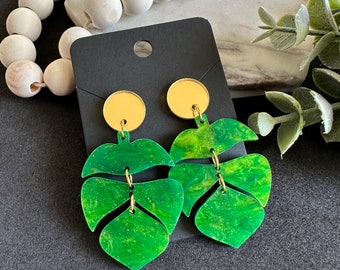 Monstera Leaf Earrings Gold Dangle Leaf Earrings Glitter Green Acrylic Lightweight Earrings Stud Botanical Jewelry Mothers Day Gift for Her