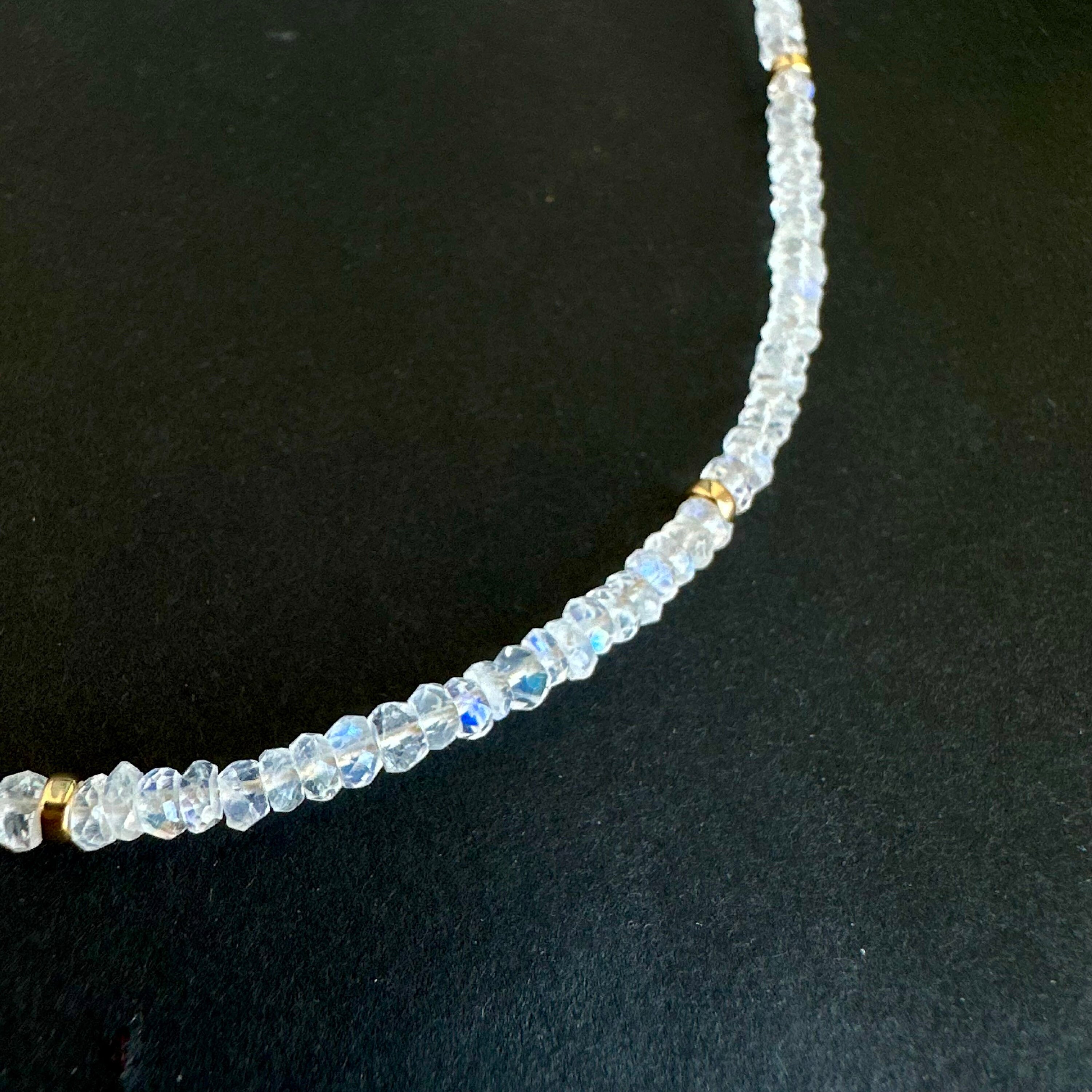 Collana Girocollo In Pietra Di Luna Arcobaleno Con Cristallo Grezzo Verde – Boho Per Donna