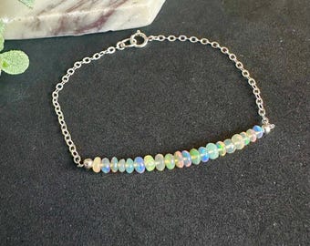 Pulsera de barra de ópalo etíope: plata de ley, piedra natal de octubre