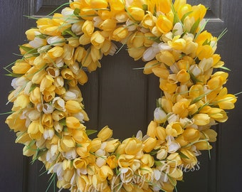 Yellow/White Tulip Wreath