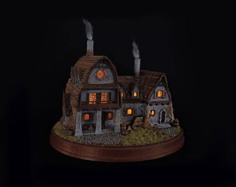 The WineSpring Inn. Miniature Model Diorama. Fan art mini model.