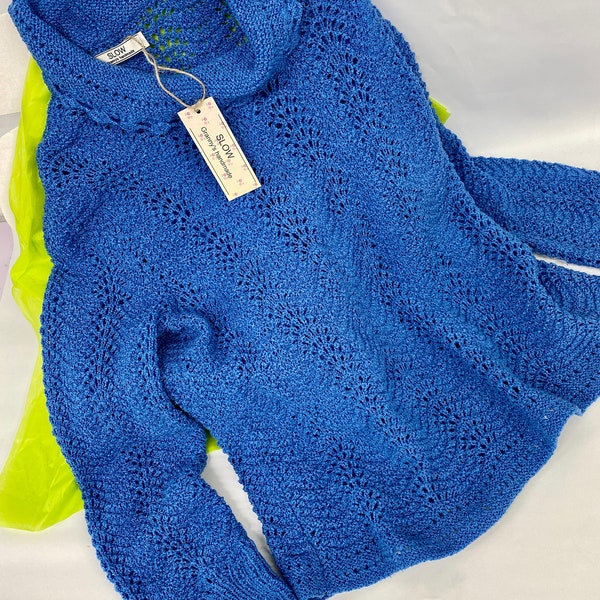 HANDKNIT jumper pullover M/L blue boucle high roll neck SLOW granny's handmade 059